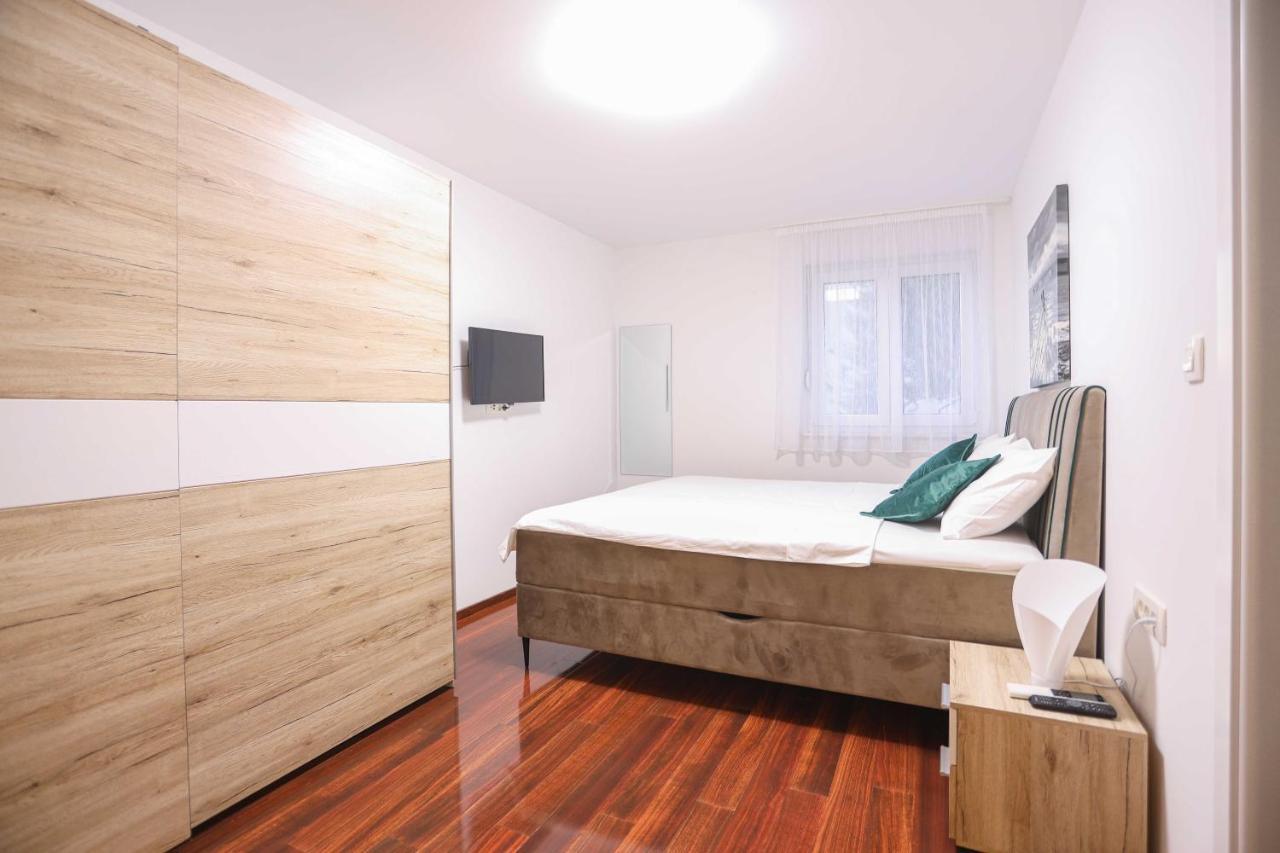 Castelli, 5 Stars Apartment Kastela