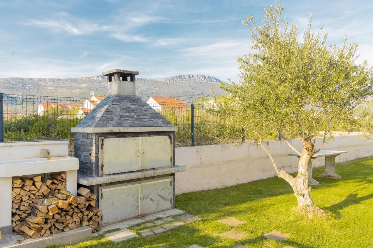 Castelli, 5 Stars Apartma Kastela